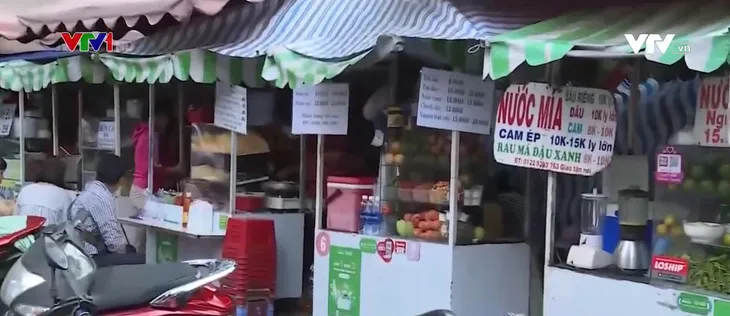 Giảm nghèo ở TP.HCM - điểm sáng giữa đại dịch - Ảnh 1. Giảm nghèo ở TP.HCM - điểm sáng giữa đại dịch - Ảnh 1.