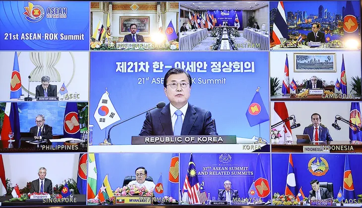 Tổng thống Hàn Quốc công bố chính sách mới tăng cường quan hệ chiến lược với ASEAN - Ảnh 1. Tổng thống Hàn Quốc công bố chính sách mới tăng cường quan hệ chiến lược với ASEAN - Ảnh 1.