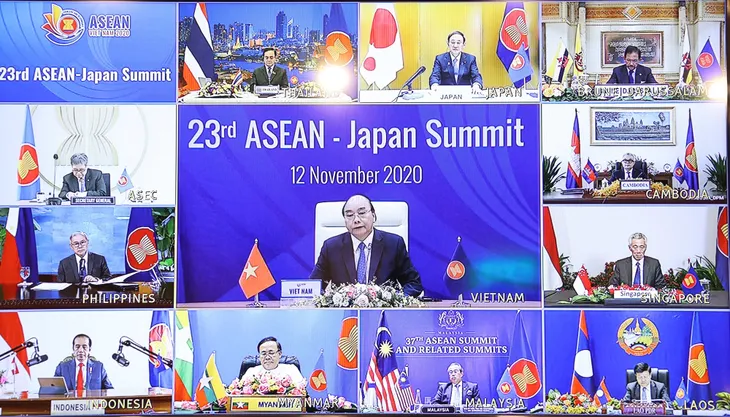 Lãnh đạo ASEAN, Nhật Bản thảo luận an ninh khu vực và đối phó COVID-19 - Ảnh 1. Lãnh đạo ASEAN, Nhật Bản thảo luận an ninh khu vực và đối phó COVID-19 - Ảnh 1.