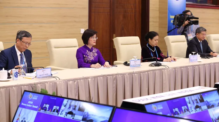 Cần bảo đảm quyền lợi chính đáng của phụ nữ - Ảnh 1. Cần bảo đảm quyền lợi chính đáng của phụ nữ - Ảnh 1.