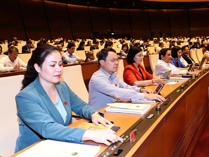 Chốt không cắt điện, cắt nước để cưỡng chế vi phạm hành chính - Ảnh 3. Chốt không cắt điện, cắt nước để cưỡng chế vi phạm hành chính - Ảnh 3.