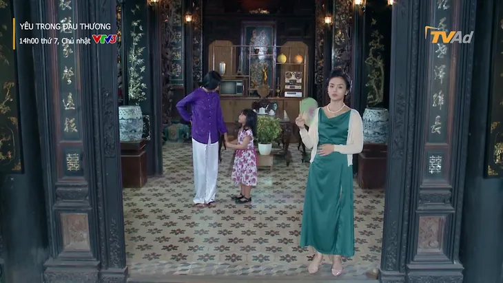 Yêu trong đau thương - Tập 32: Sau khi suýt đâm chết vợ bé, vợ cả trao nụ hôn cho em chồng - Ảnh 4. Yêu trong đau thương - Tập 32: Sau khi suýt đâm chết vợ bé, vợ cả trao nụ hôn cho em chồng - Ảnh 4.