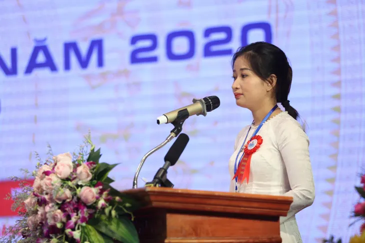 Tôn vinh 183 nhà giáo tiêu biểu năm 2020 - Ảnh 4. Tôn vinh 183 nhà giáo tiêu biểu năm 2020 - Ảnh 4.