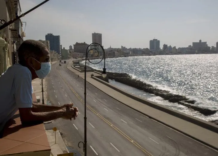 Sân bay La Habana mở cửa đón du khách quốc tế sau hơn 7 tháng đóng cửa - Ảnh 1. Sân bay La Habana mở cửa đón du khách quốc tế sau hơn 7 tháng đóng cửa - Ảnh 1.