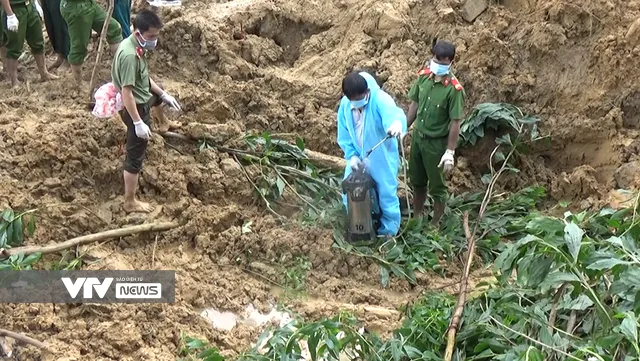 Đã tìm thấy thi thể nạn nhân trong vụ sạt lở đất tại xã Trà Tân, Bắc Trà My - Ảnh 2. Đã tìm thấy thi thể nạn nhân trong vụ sạt lở đất tại xã Trà Tân, Bắc Trà My - Ảnh 2.