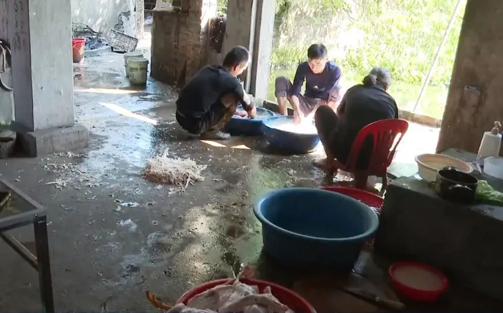 Trụ cột gia đình là của nam giới - Tự hào hay áp lực? - Ảnh 3. Trụ cột gia đình là của nam giới - Tự hào hay áp lực? - Ảnh 3.