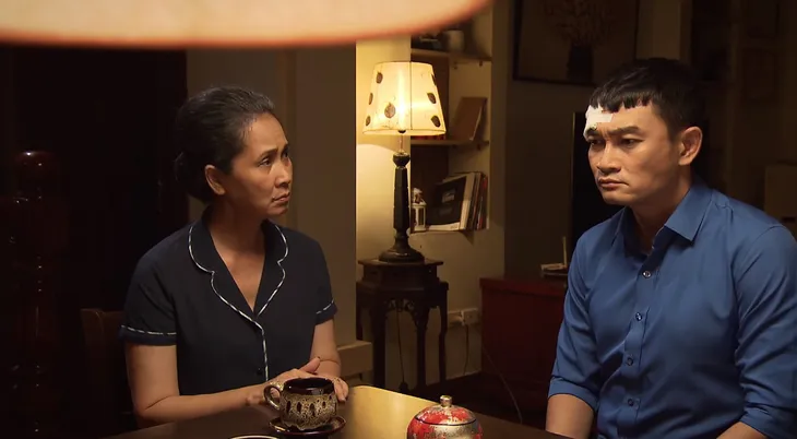 Lửa ấm - Tập 34: Con mình thì Minh đồng ý xét nghiệm ADN, còn con của tình cũ Minh tin ngay là máu mủ - Ảnh 11. Lửa ấm - Tập 34: Con mình thì Minh đồng ý xét nghiệm ADN, còn con của tình cũ Minh tin ngay là máu mủ - Ảnh 11.