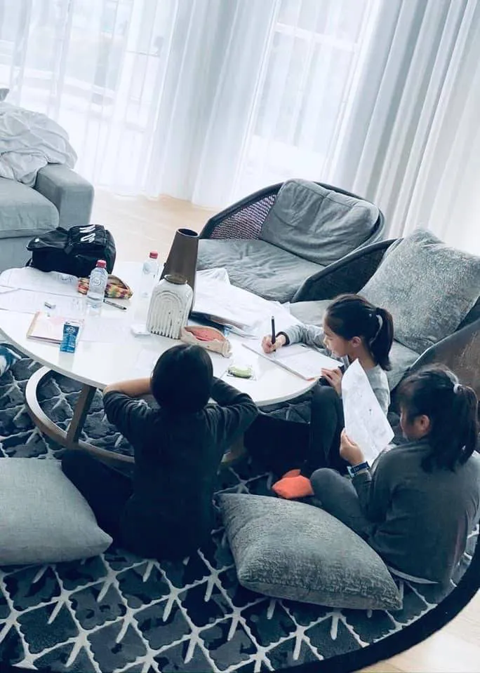 Sao phim Thâm cung nội chiến khoe ảnh nhà to như cung điện - Ảnh 1. Sao phim Thâm cung nội chiến khoe ảnh nhà to như cung điện - Ảnh 1.