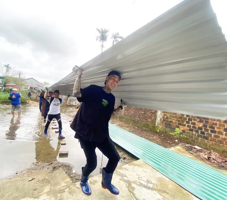 Dế Choắt: Quán quân Rap Việt chỉ là sự khởi đầu - Ảnh 2. Dế Choắt: Quán quân Rap Việt chỉ là sự khởi đầu - Ảnh 2.