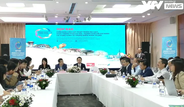 Hà Nội, TP.HCM và 5 tỉnh miền Trung “hợp lực” phát triển du lịch - Ảnh 1. Hà Nội, TP.HCM và 5 tỉnh miền Trung “hợp lực” phát triển du lịch - Ảnh 1.
