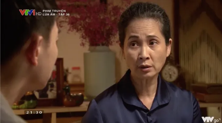Lửa ấm - Tập 36: Tự làm tay mình bị bỏng, Ngọc vu oan cho Thủy - Ảnh 4. Lửa ấm - Tập 36: Tự làm tay mình bị bỏng, Ngọc vu oan cho Thủy - Ảnh 4.