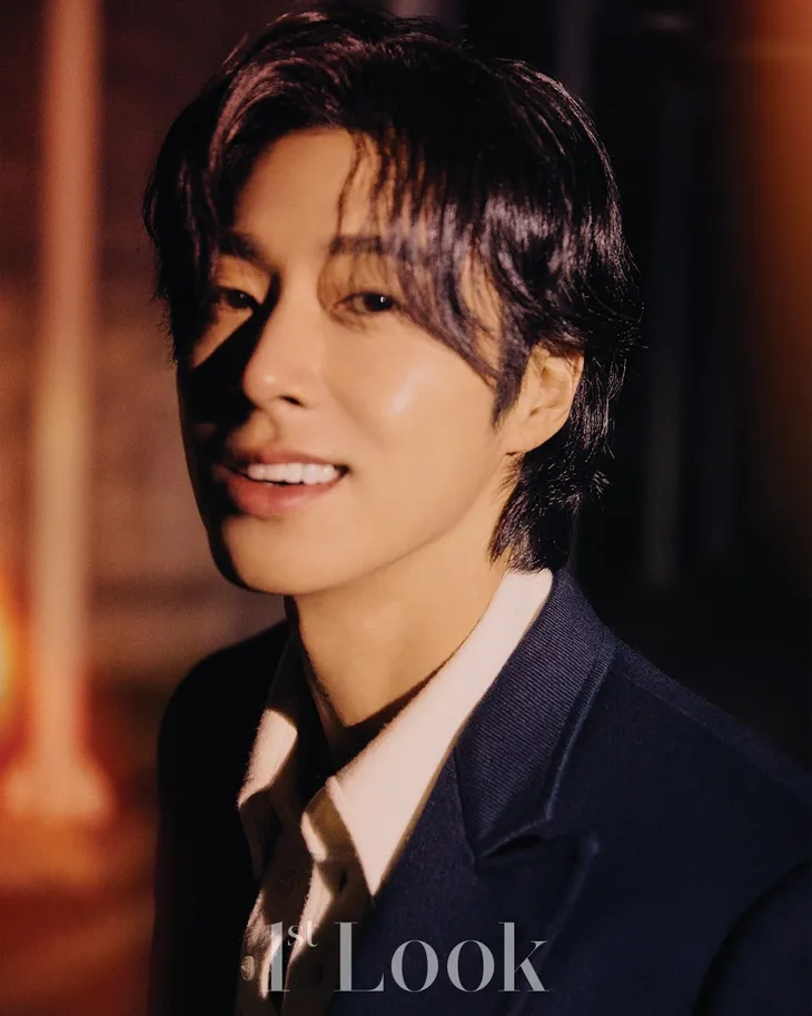 17 năm theo nghiệp ca hát, Yunho (TVXQ) vẫn muốn làm mới mình - Ảnh 1. 17 năm theo nghiệp ca hát, Yunho (TVXQ) vẫn muốn làm mới mình - Ảnh 1.