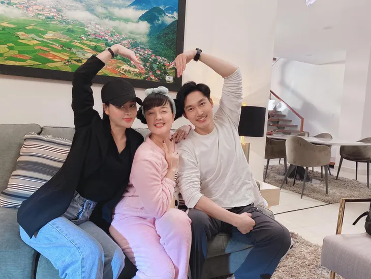 Việt Anh bị bạn diễn nữ hạ đo ván trong phim mới - Ảnh 2. Việt Anh bị bạn diễn nữ hạ đo ván trong phim mới - Ảnh 2.