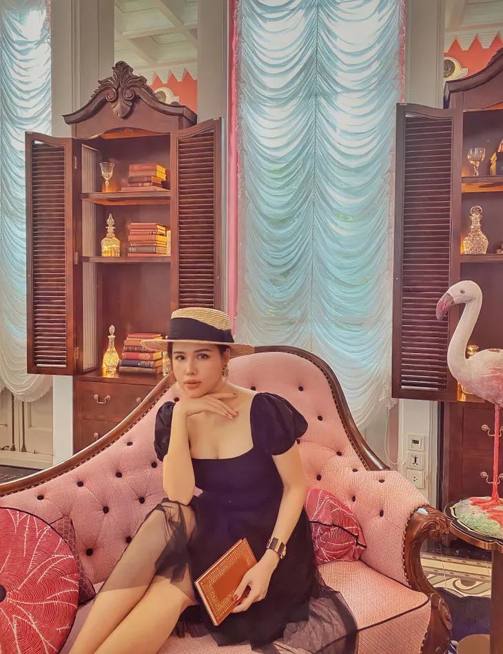Phanh Lee hoá thân thành Alice lạc vào xứ sở thần tiên - Ảnh 6. Phanh Lee hoá thân thành Alice lạc vào xứ sở thần tiên - Ảnh 6.