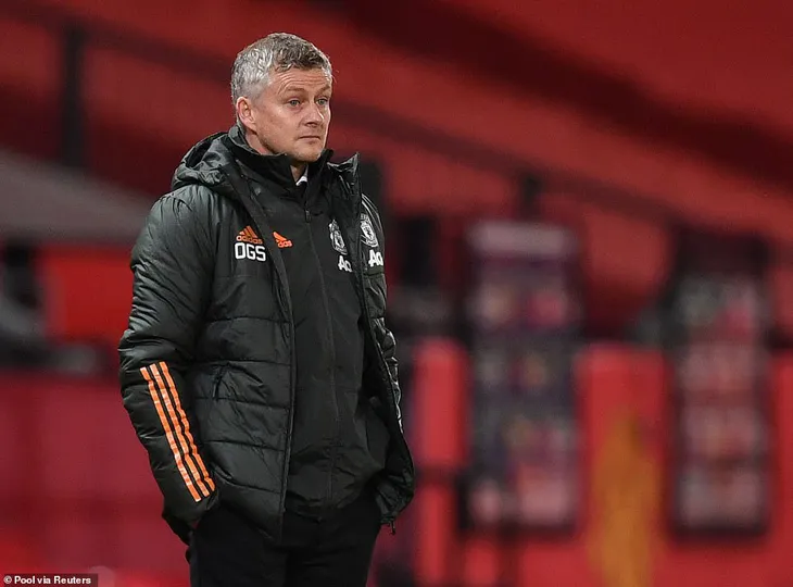 Manchester United 0-1 Arsenal: Pogba phạm sai lầm, Quỷ đỏ tiếp tục chìm sâu tại Ngoại hạng Anh - Ảnh 5. Manchester United 0-1 Arsenal: Pogba phạm sai lầm, Quỷ đỏ tiếp tục chìm sâu tại Ngoại hạng Anh - Ảnh 5.