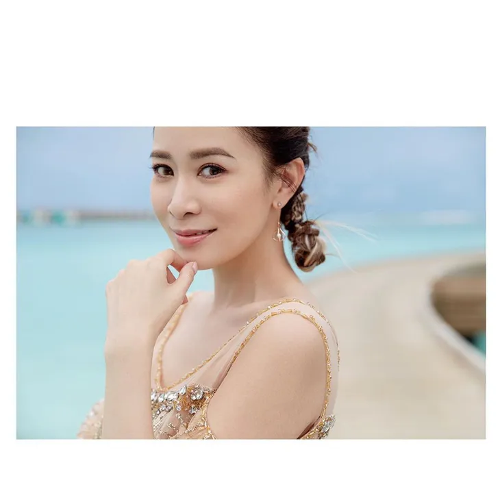 Xa Thi Mạn rạng rỡ ở tuổi 45, hài lòng với hiện tại - Ảnh 5. Xa Thi Mạn rạng rỡ ở tuổi 45, hài lòng với hiện tại - Ảnh 5.
