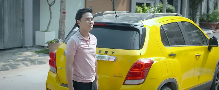 Trói buộc yêu thương - Tập 19: Tiến đứng từ xa nhìn Thanh được Lương săn đón - Ảnh 3. Trói buộc yêu thương - Tập 19: Tiến đứng từ xa nhìn Thanh được Lương săn đón - Ảnh 3.