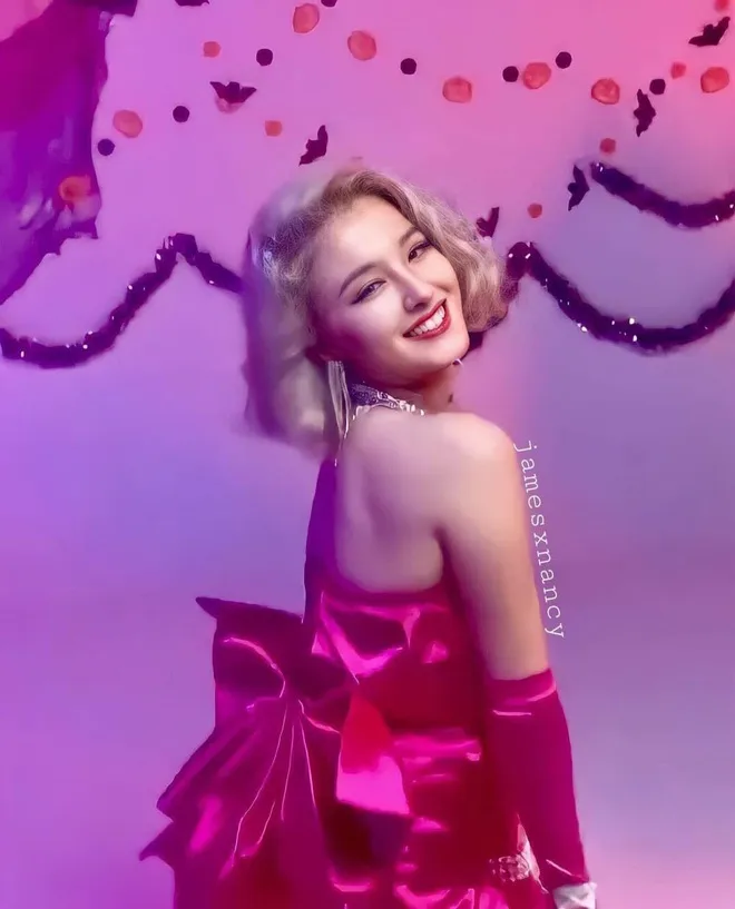 Nancy (Momoland) quyến rũ khi hóa thân thành Marilyn Monroe - Ảnh 5. Nancy (Momoland) quyến rũ khi hóa thân thành Marilyn Monroe - Ảnh 5.