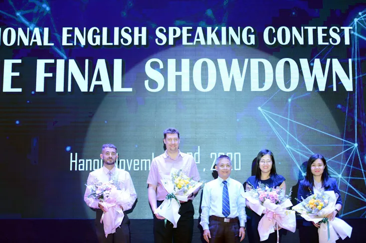 Trao giải cuộc thi Hùng biện tiếng Anh Quốc gia 2020 - Ảnh 2. Trao giải cuộc thi Hùng biện tiếng Anh Quốc gia 2020 - Ảnh 2.