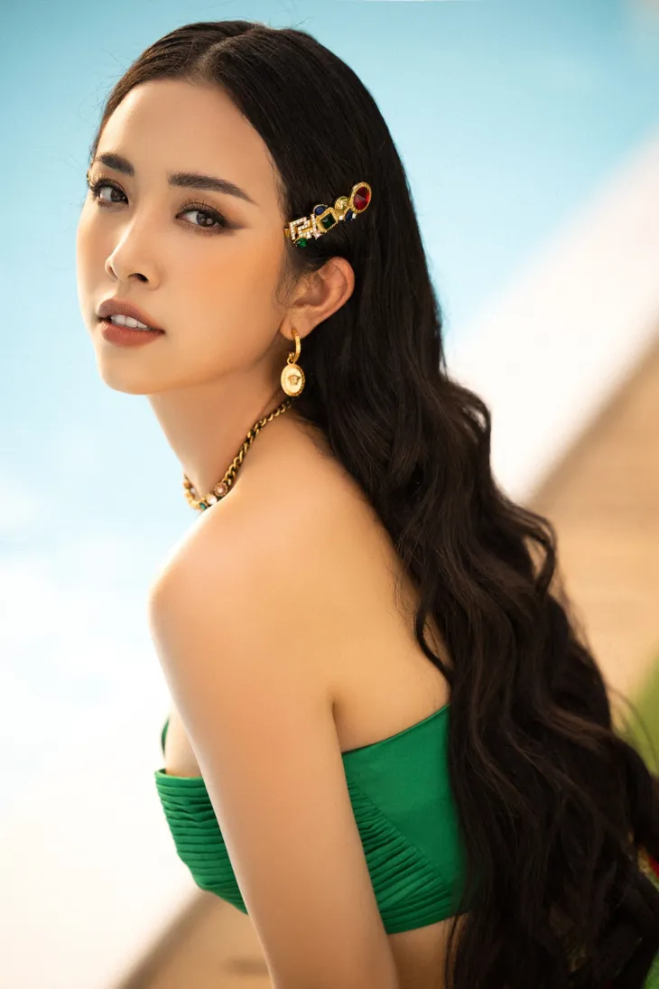 Top 3 Hoa Hậu Việt Nam 2018 “nóng bỏng” trước ngày trao lại vương miện - Ảnh 7. Top 3 Hoa Hậu Việt Nam 2018 “nóng bỏng” trước ngày trao lại vương miện - Ảnh 7.