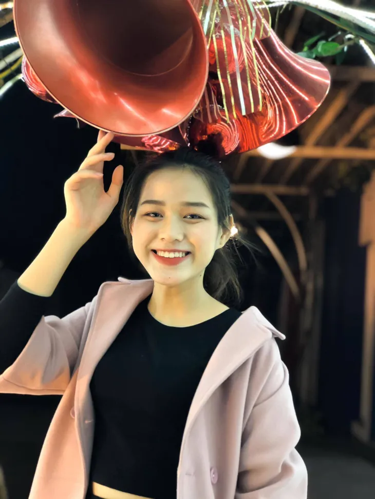 Nhan sắc đời thường của tân Hoa hậu Việt Nam có đôi chân dài 1,11m Đỗ Thị Hà - Ảnh 11. Nhan sắc đời thường của tân Hoa hậu Việt Nam có đôi chân dài 1,11m Đỗ Thị Hà - Ảnh 11.