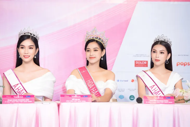 Hoa hậu Đỗ Thị Hà giải thích về phát ngôn thiếu chuẩn mực trên mạng xã hội - Ảnh 2. Hoa hậu Đỗ Thị Hà giải thích về phát ngôn thiếu chuẩn mực trên mạng xã hội - Ảnh 2.