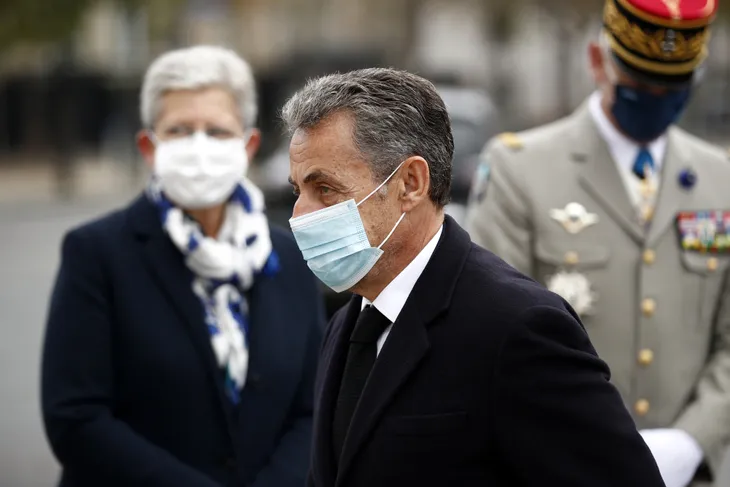Cựu Tổng thống Pháp Nicolas Sarkozy ra tòa về tội danh tham nhũng - Ảnh 1. Cựu Tổng thống Pháp Nicolas Sarkozy ra tòa về tội danh tham nhũng - Ảnh 1.