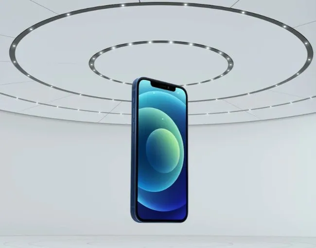 Giá iPhone 12 xách tay liên tục giảm nhưng vẫn đắt hơn máy chính hãng - Ảnh 2. Giá iPhone 12 xách tay liên tục giảm nhưng vẫn đắt hơn máy chính hãng - Ảnh 2.