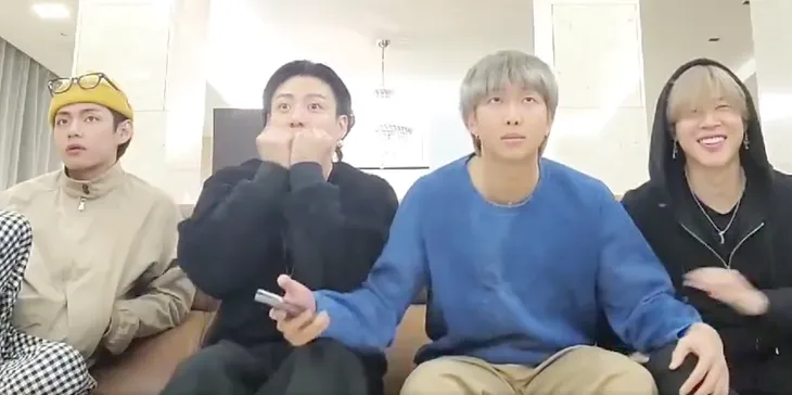 BTS sung sướng tột độ, ném cả điện thoại khi biết tin được đề cử Grammy - Ảnh 1. BTS sung sướng tột độ, ném cả điện thoại khi biết tin được đề cử Grammy - Ảnh 1.