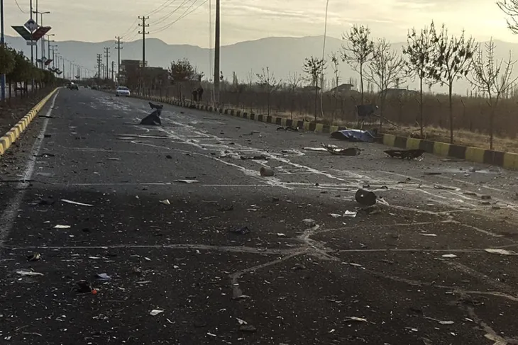 Nhà khoa học hạt nhân hàng đầu Iran bị ám sát - Ảnh 3. Nhà khoa học hạt nhân hàng đầu Iran bị ám sát - Ảnh 3.