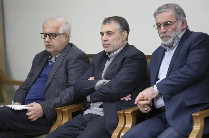 Nhà khoa học hạt nhân hàng đầu Iran bị ám sát - Ảnh 1. Nhà khoa học hạt nhân hàng đầu Iran bị ám sát - Ảnh 1.