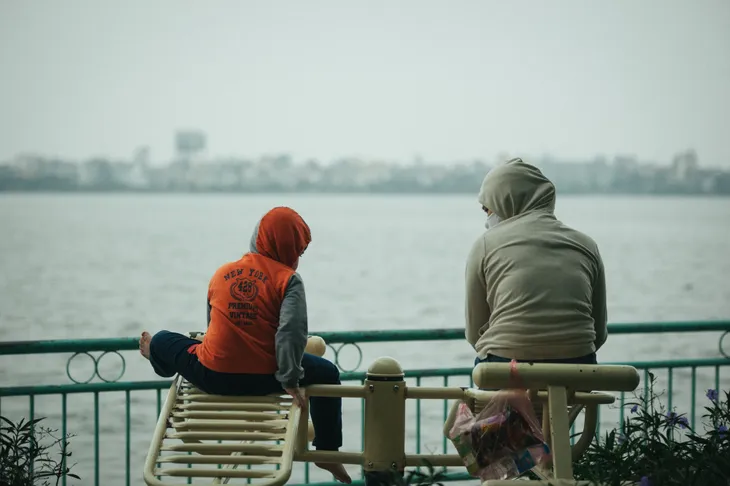 Miền Bắc trở gió, người Hà Nội làm gì? - Ảnh 8. Miền Bắc trở gió, người Hà Nội làm gì? - Ảnh 8.
