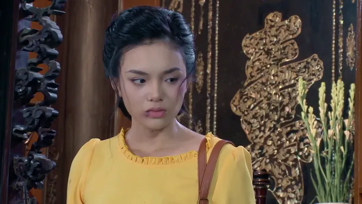 Yêu trong đau thương - Tập 36: Rợn người nhìn Hương Thảo ra tay tàn nhẫn với Lan Chi - Ảnh 3. Yêu trong đau thương - Tập 36: Rợn người nhìn Hương Thảo ra tay tàn nhẫn với Lan Chi - Ảnh 3.