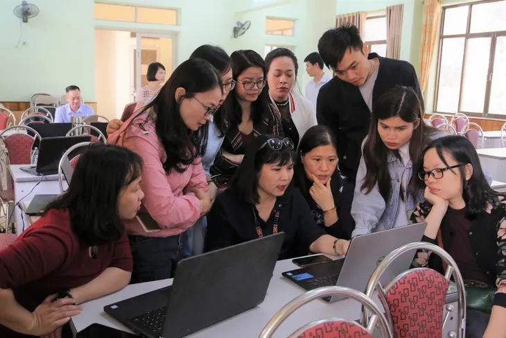 Đoàn công tác Đài THVN tổ chức tập huấn chuẩn bị cho LHTHTQ lần thứ 40 tại Ninh Bình - Ảnh 9. Đoàn công tác Đài THVN tổ chức tập huấn chuẩn bị cho LHTHTQ lần thứ 40 tại Ninh Bình - Ảnh 9.