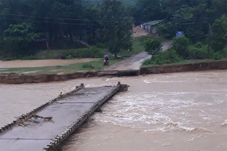 Khánh Hòa: Mưa lũ khiến một người mất tích - Ảnh 2. Khánh Hòa: Mưa lũ khiến một người mất tích - Ảnh 2.