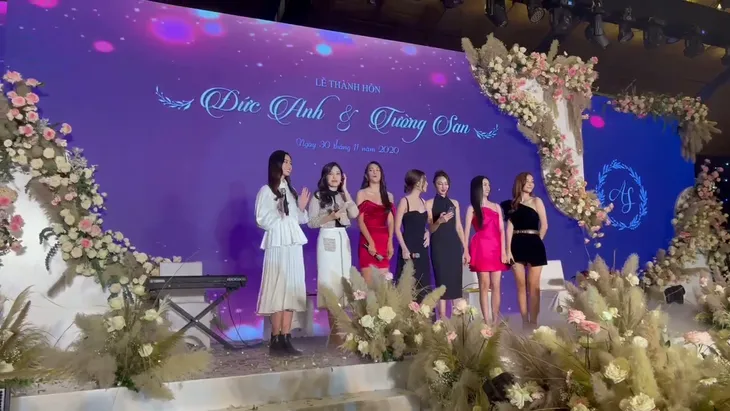 Đám cưới Tường San: Dàn Hoa hậu quy tụ, Đỗ Mỹ Linh bắt được hoa cưới? - Ảnh 4. Đám cưới Tường San: Dàn Hoa hậu quy tụ, Đỗ Mỹ Linh bắt được hoa cưới? - Ảnh 4.