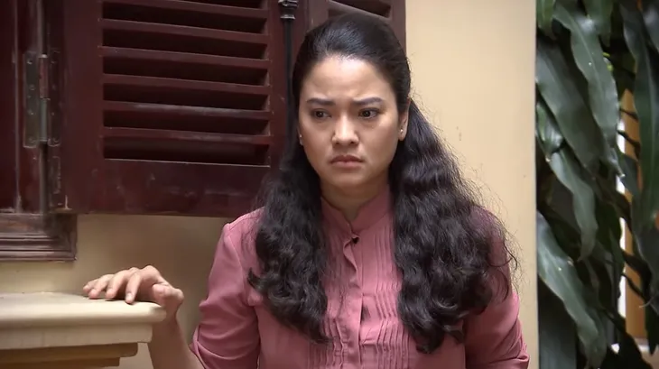 Lửa ấm - Tập 25: Thủy không muốn đẻ nữa, bà Mai nghĩ ngay đến Ngọc - Ảnh 1. Lửa ấm - Tập 25: Thủy không muốn đẻ nữa, bà Mai nghĩ ngay đến Ngọc - Ảnh 1.