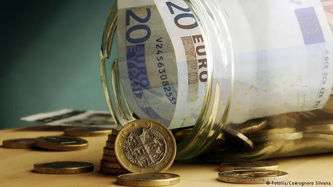 Bộ trưởng Tài chính Eurozone đánh giá khả năng ứng phó của nền kinh tế đối với dịch COVID-19 - Ảnh 1. Bộ trưởng Tài chính Eurozone đánh giá khả năng ứng phó của nền kinh tế đối với dịch COVID-19 - Ảnh 1.