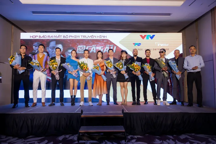 Kiều Anh không ngại đóng cảnh nóng trong phim Hồ sơ cá sấu - Ảnh 5. Kiều Anh không ngại đóng cảnh nóng trong phim Hồ sơ cá sấu - Ảnh 5.