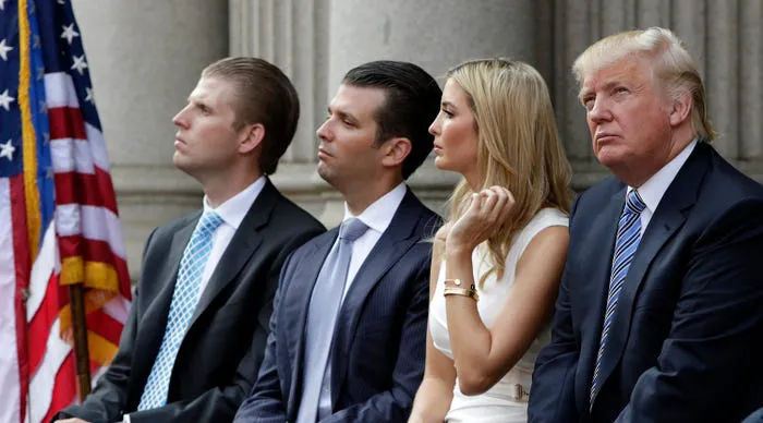 Ivanka - con gái cưng của Tổng thống Trump: Không chỉ đẹp mà còn giỏi - Ảnh 8. Ivanka - con gái cưng của Tổng thống Trump: Không chỉ đẹp mà còn giỏi - Ảnh 8.