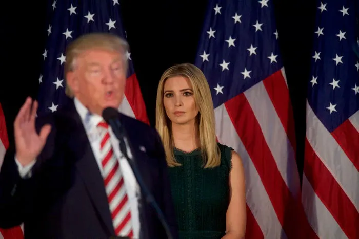 Ivanka - con gái cưng của Tổng thống Trump: Không chỉ đẹp mà còn giỏi - Ảnh 13. Ivanka - con gái cưng của Tổng thống Trump: Không chỉ đẹp mà còn giỏi - Ảnh 13.