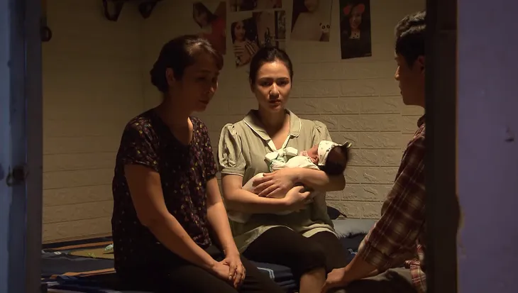 Lửa ấm - Tập 26: Bị mẹ Đào bắt chịu trách nhiệm, Tiến vẫn không giải thích rõ ràng - Ảnh 2. Lửa ấm - Tập 26: Bị mẹ Đào bắt chịu trách nhiệm, Tiến vẫn không giải thích rõ ràng - Ảnh 2.