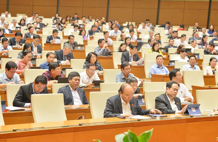 Chính phủ báo cáo thế nào về lĩnh vực giáo dục và đào tạo trước Quốc hội? - Ảnh 1. Chính phủ báo cáo thế nào về lĩnh vực giáo dục và đào tạo trước Quốc hội? - Ảnh 1.