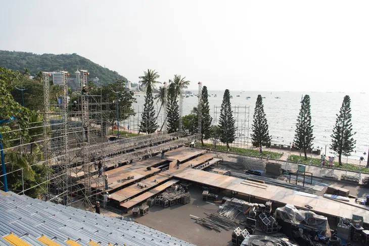 Top 3 Tiểu Vy, Phương Nga, Thúy An sẽ trình diễn bikini trước khi kết thúc nhiệm kỳ - Ảnh 1. Top 3 Tiểu Vy, Phương Nga, Thúy An sẽ trình diễn bikini trước khi kết thúc nhiệm kỳ - Ảnh 1.