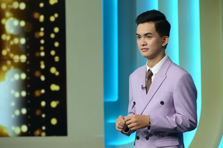 Đường tới Cầu vồng 2020: Top 4 tự tin bên dàn BTV, MC nổi tiếng của VTV - Ảnh 1. Đường tới Cầu vồng 2020: Top 4 tự tin bên dàn BTV, MC nổi tiếng của VTV - Ảnh 1.