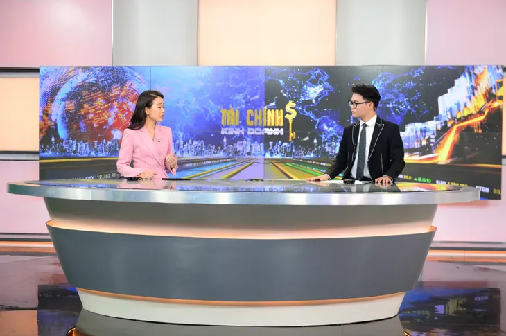 Đường tới Cầu vồng 2020: Top 4 tự tin bên dàn BTV, MC nổi tiếng của VTV - Ảnh 7. Đường tới Cầu vồng 2020: Top 4 tự tin bên dàn BTV, MC nổi tiếng của VTV - Ảnh 7.