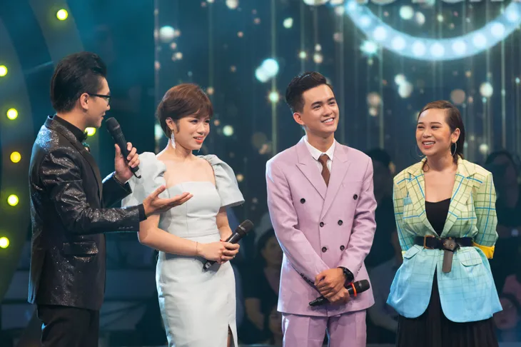 Đường tới Cầu vồng 2020: Top 4 tự tin bên dàn BTV, MC nổi tiếng của VTV - Ảnh 8. Đường tới Cầu vồng 2020: Top 4 tự tin bên dàn BTV, MC nổi tiếng của VTV - Ảnh 8.