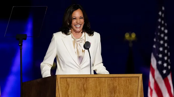 Ông Biden tuyên bố chiến thắng, kêu gọi đoàn kết và hàn gắn nước Mỹ - Ảnh 3. Ông Biden tuyên bố chiến thắng, kêu gọi đoàn kết và hàn gắn nước Mỹ - Ảnh 3.
