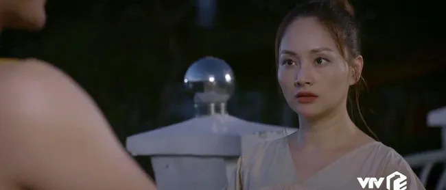 Trói buộc yêu thương: Lan Phương kể chuyện đóng cùng trai trẻ không sướng như tưởng tượng - Ảnh 2. Trói buộc yêu thương: Lan Phương kể chuyện đóng cùng trai trẻ không sướng như tưởng tượng - Ảnh 2.