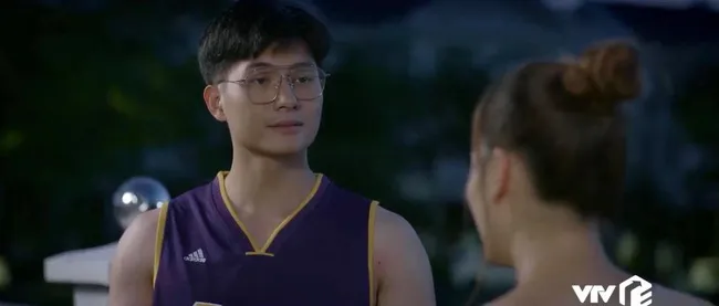 Trói buộc yêu thương: Lan Phương kể chuyện đóng cùng trai trẻ không sướng như tưởng tượng - Ảnh 1. Trói buộc yêu thương: Lan Phương kể chuyện đóng cùng trai trẻ không sướng như tưởng tượng - Ảnh 1.